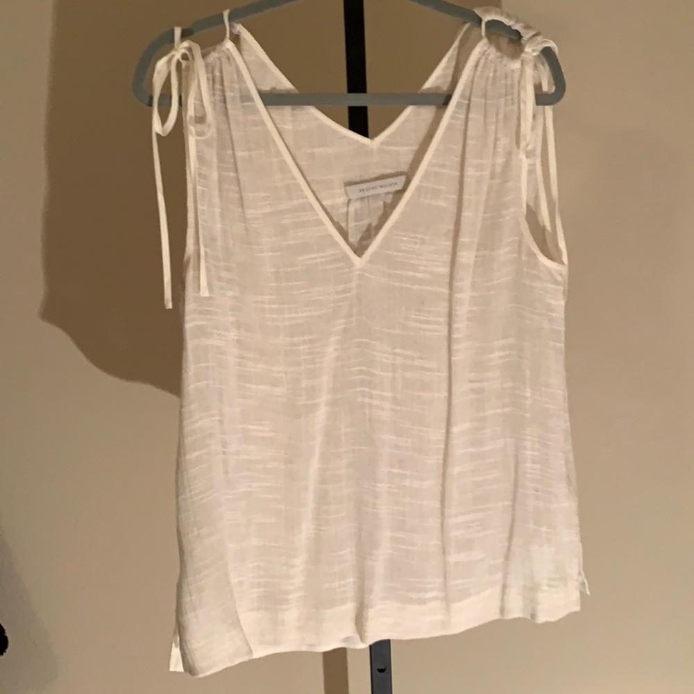 Brochu Walker Top, Size L, ties at shoulders